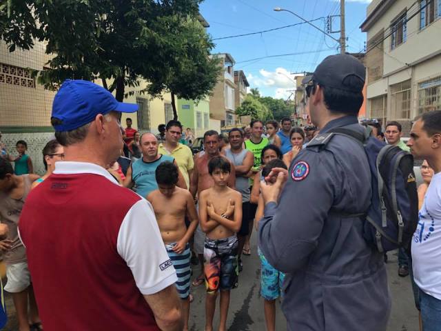 Equipes Da Prefeitura Se Mobilizam Para Auxiliar Muriaeenses Atingidos Pela Chuva Jornal 