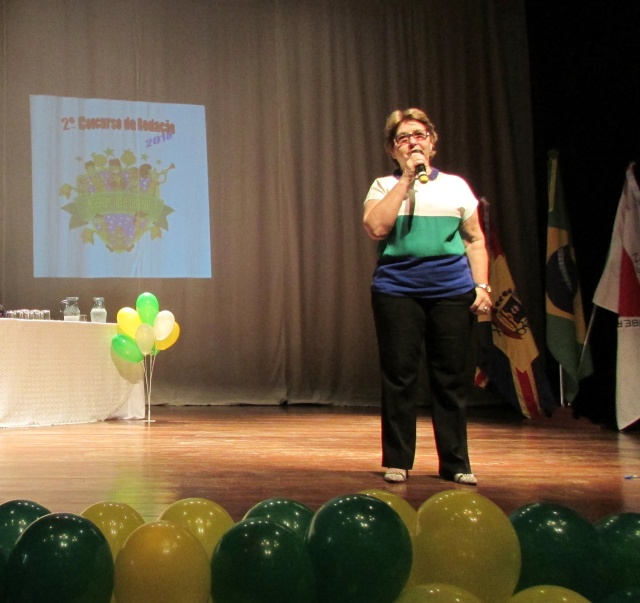 Secretária Municipal de Educação, Esporte e Lazer, Maria da Conceição Rodrigues de Souza, Nininha